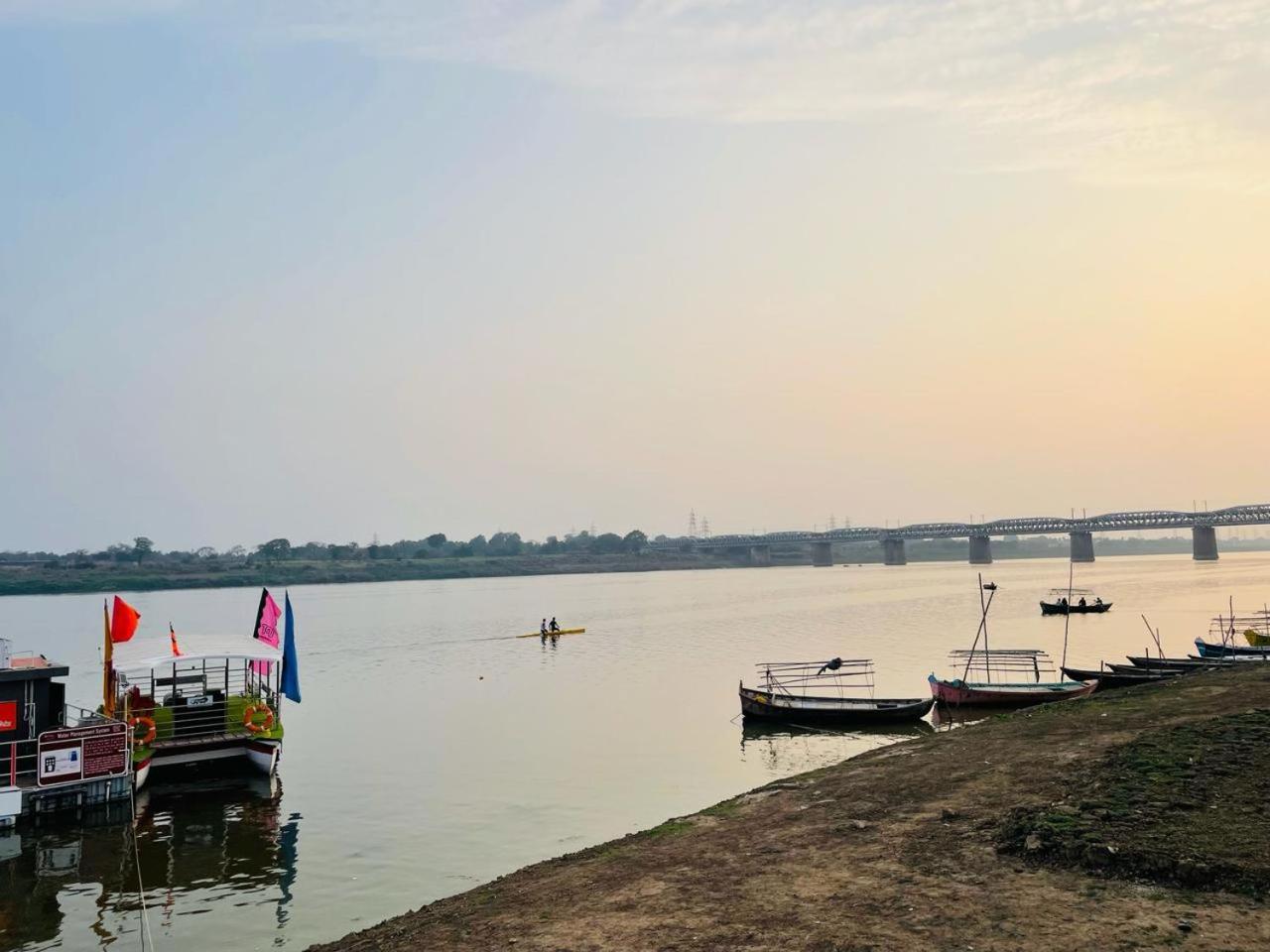 Hotel Sangam View Allāhābād Junction Buitenkant foto