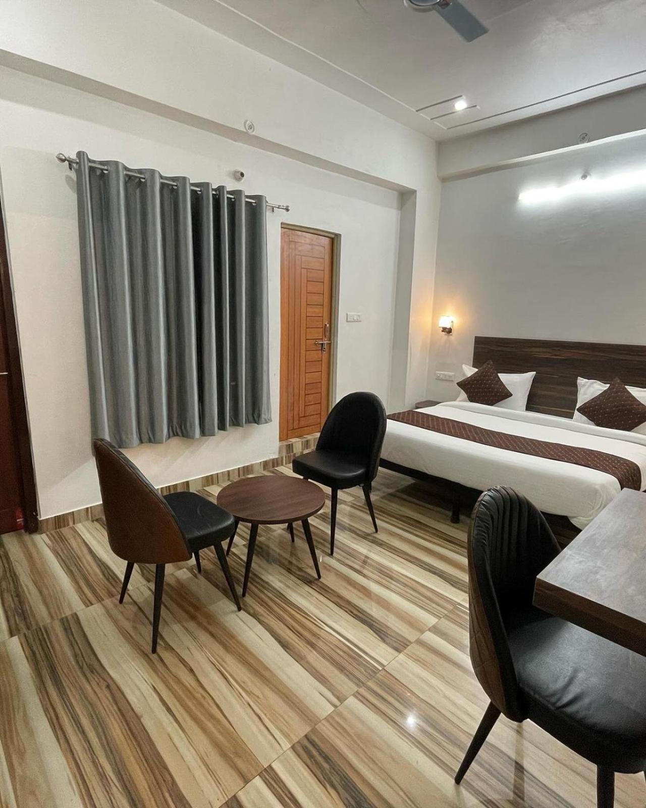 Hotel Sangam View Allāhābād Junction Buitenkant foto